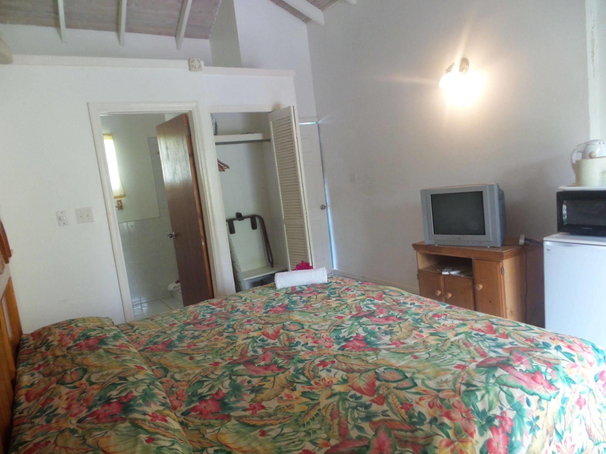 Anchorage Inn Dickenson Bay Εξωτερικό φωτογραφία