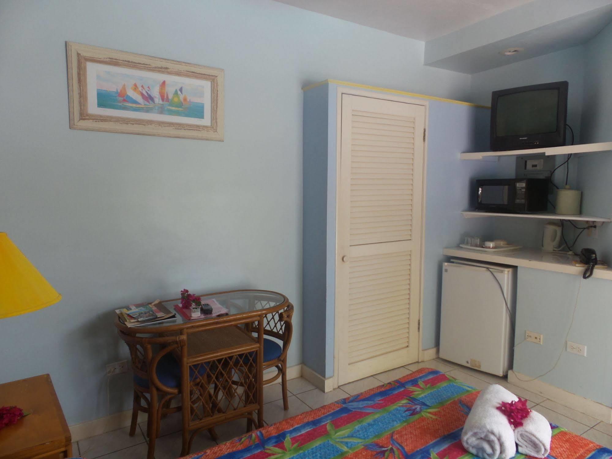 Anchorage Inn Dickenson Bay Εξωτερικό φωτογραφία